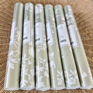 NEW Serena & Lily Beaufain Floral Print Wallpaper-Sage Green/White